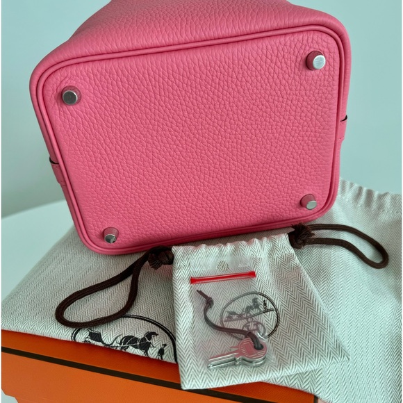 NEW Hermes Picotin Lock 18 Bag in Rose Azalée - Picture 3 of 5